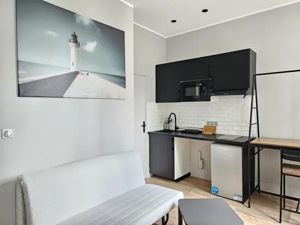 FER A CHEVAL BEAU STUDIO MEUBLE