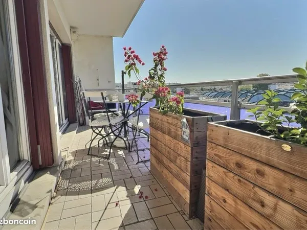 Appt 93,70 m 4/5 pieces balcon Fontenay-sous-Bois