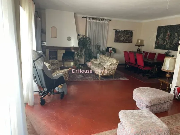 ALES CENTRE VILLE APPARTEMENT 225 M2
