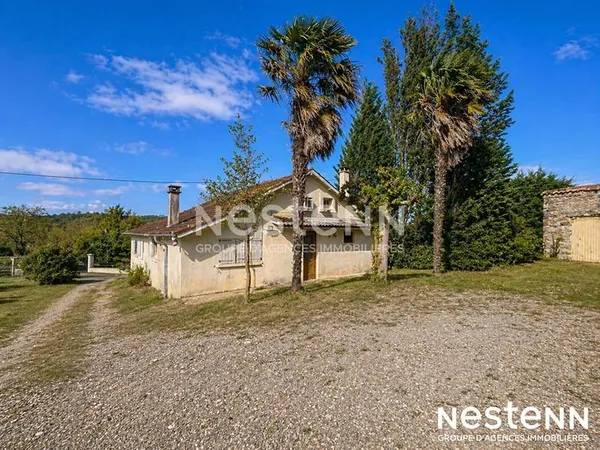 A vendre Maison à rénover 102 m² Auch avec terrain constructible de 5400M2