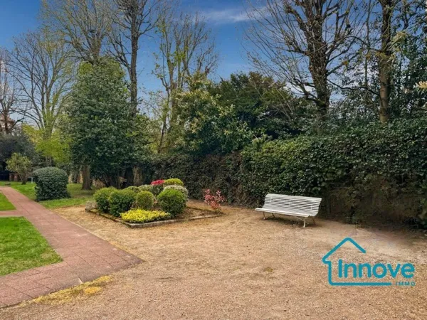 Vends T4 - 90.88m² - Versailles 78000