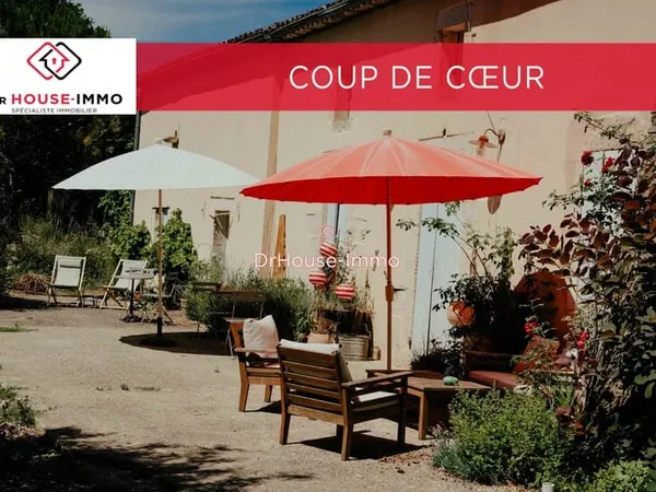Maison de caractère en pierre de 300m2 , 9 pièces - 4/5 chambres, dépendance de 100m2 , sur une parc
