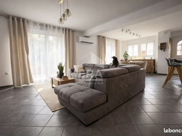 Maison 6 pièces 125 m²
