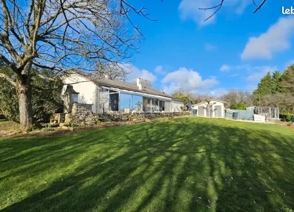 Propriété d exception ST MAIXENT EXIREUIL 240 000 e