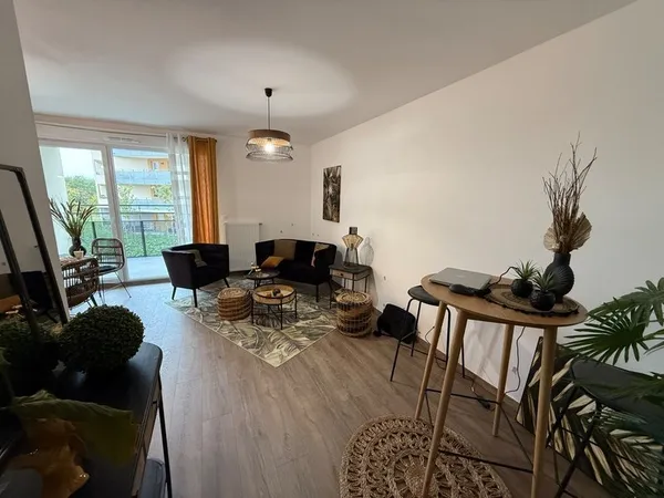 À vendre - Appartement T2 de 42,12 m² avec balcon à Vétraz-Monthoux (74)