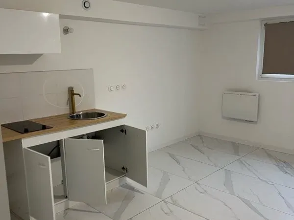 Appartement Location Le Bourget 1p  600€