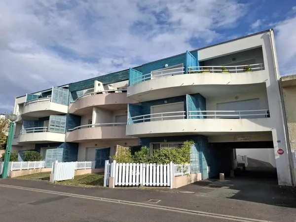 T2 avec balcon, cave et parking au coeur de La Pironnière