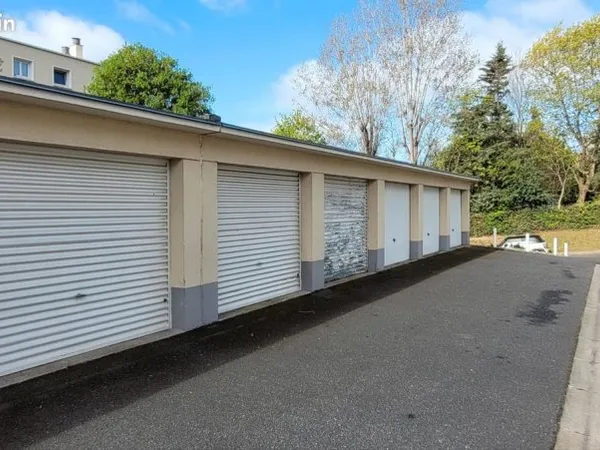 Grand garage - Poitiers Sud
