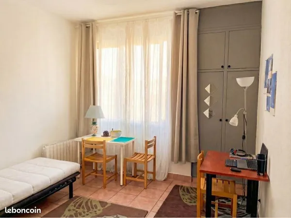 Studio 21m² MEUBLÉ + Parking sécurisé - Prêt à louer/vivre