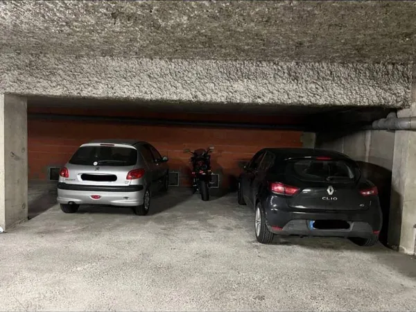 Parking 10 m²