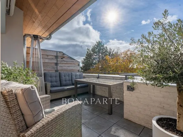 Appartement 4 pièces de 89 m2 en dernier étage
