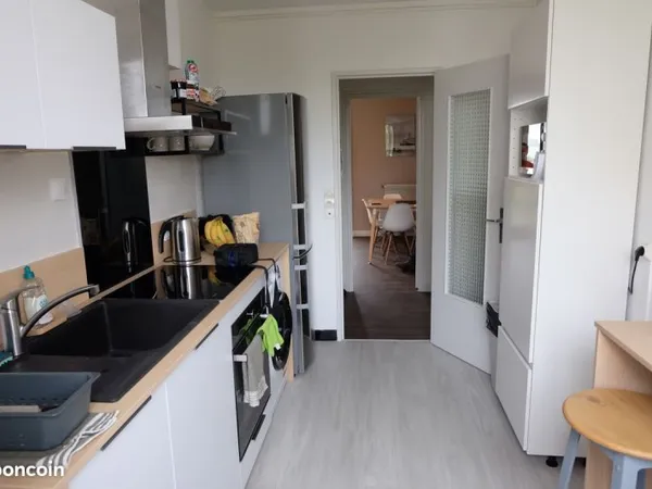Chambre dans colocation meublée