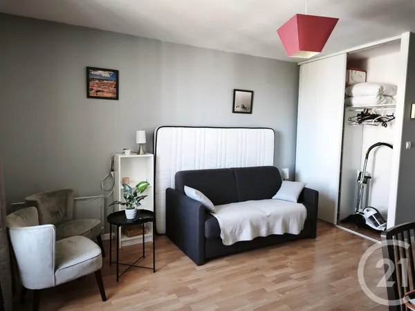 Studio 1 pièce 24 m²