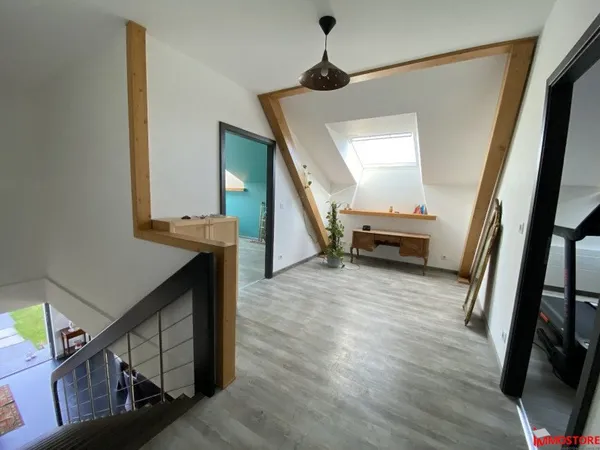 Maison 7 pièces 220 m²
