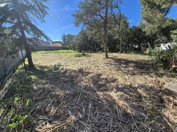 Terrain constructible 343 m²