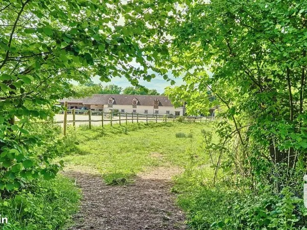 Propriété 7 pièces 205 m²