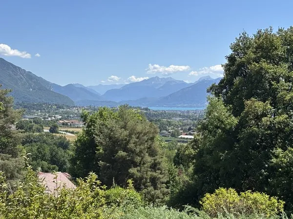 Propriété PRINGY PROMERY - superbe terrain avec vue