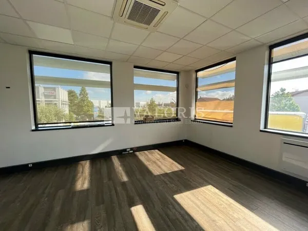 BUREAUX à LOUER