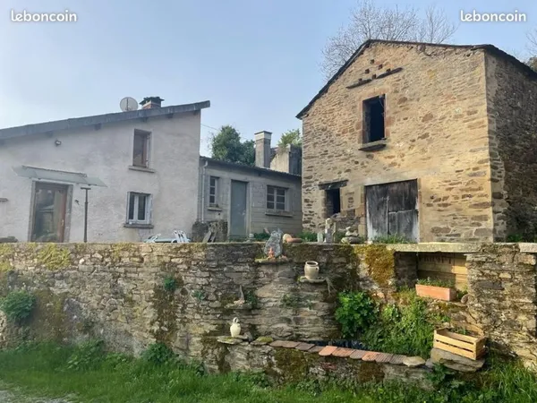 Maisons Hameau eco village avec hangar et grand terrain