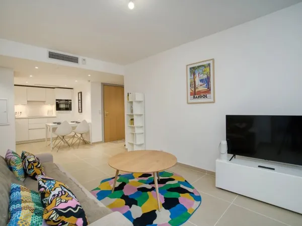 SAINT-TROPEZ - CENTRE-VILLE - APPARTEMENT NEUF - 1 CHAMBRE