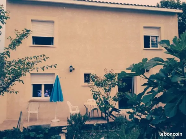 Grande maison T6 avec jardin