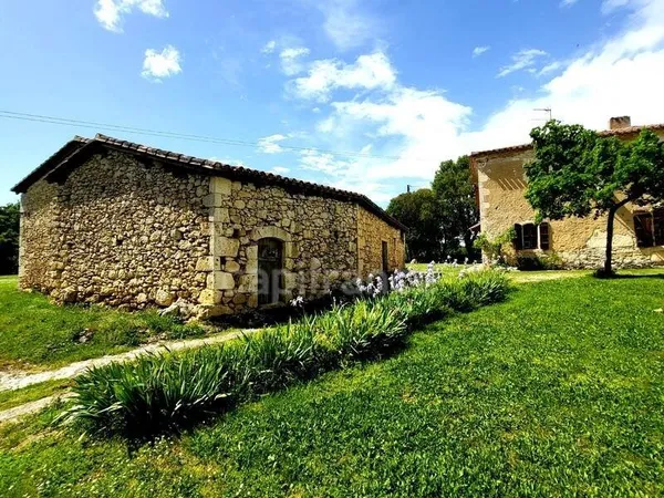 Maison 8 pièces 220 m²