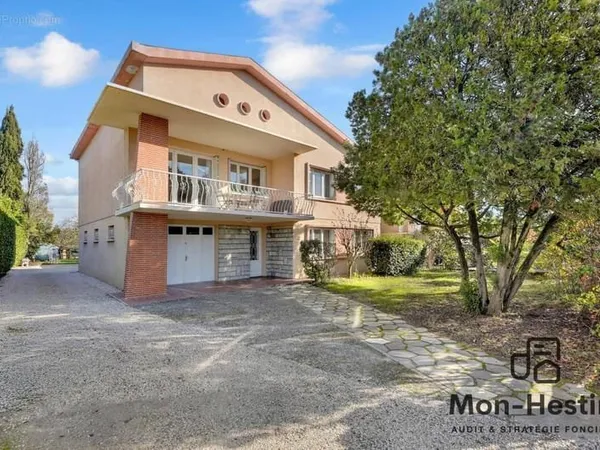 Maison 260 m² + T3 indépendant (revenu possible) - Terrain 1000 m² - Saint-Jean