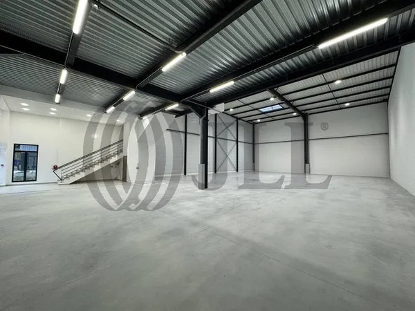 Local d'activité 3953 m²