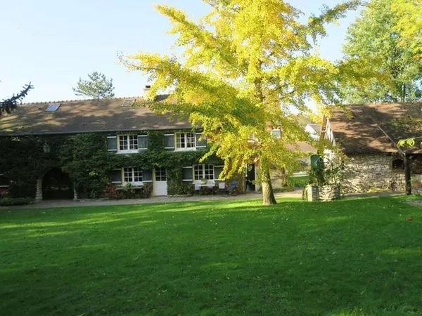 Maison 10 pièces 365 m²