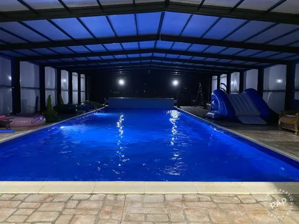 Maison 15 pièces 425 m²