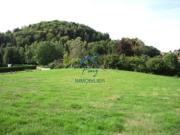 Terrain constructible 1151 m²