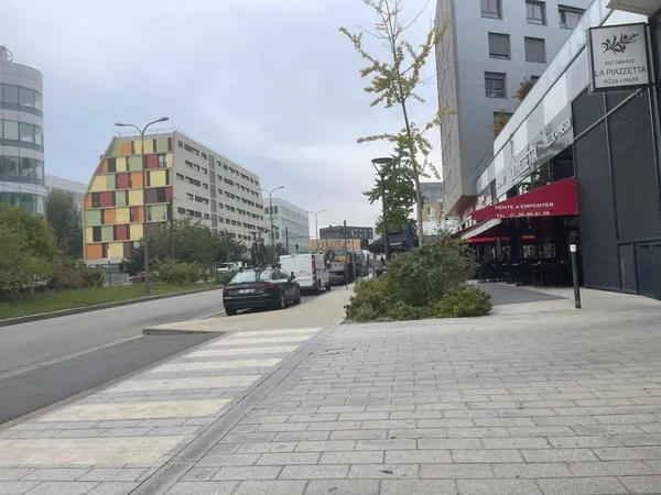 Parking 12 m²