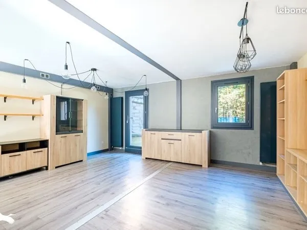 Maison 6 pièces 144 m²
