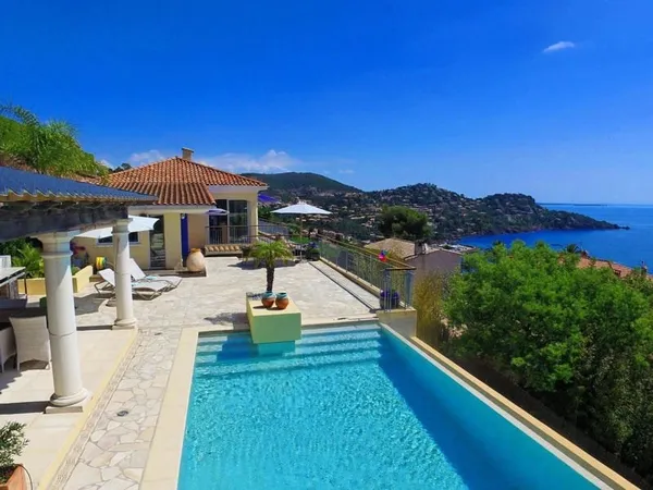 Maison 3 pièces 200 m²