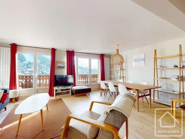 Splendide duplex 3 chambres et un coin montagne, rénové, avec vue imprenable au coeur des Carroz