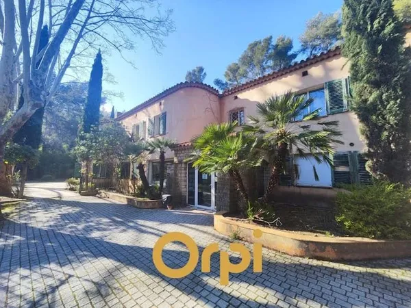 Maison et villa de prestige Vente Sanary-sur-Mer   2300000€