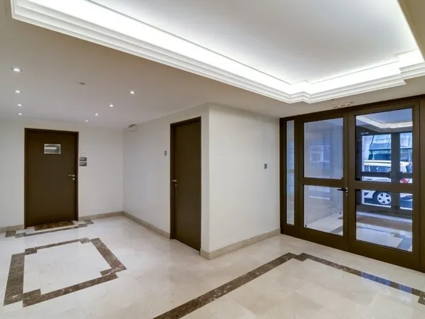 Loue bureaux - 12m²