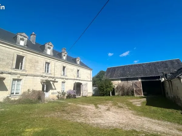 Maison lumineuse- 4 chambres et 2470 m² de terrain
