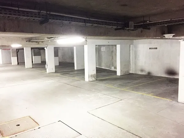Parking 12 m²
