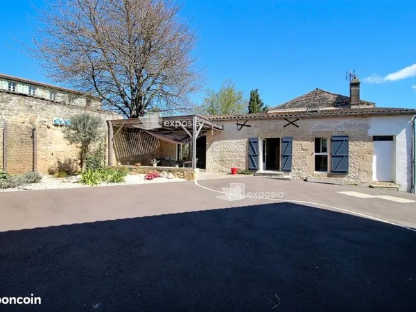 Maison 6 pièces 192 m²
