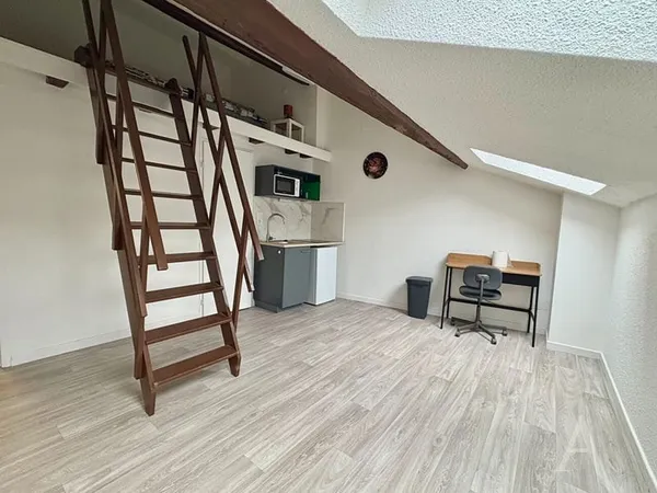 Appartement 1 pièce 17 m²