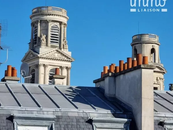 2 PIECES sous les Toits avec travaux