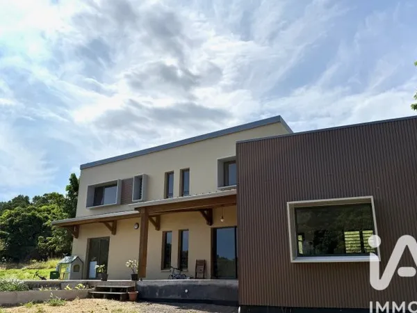 Maison 5 pièces 136 m²