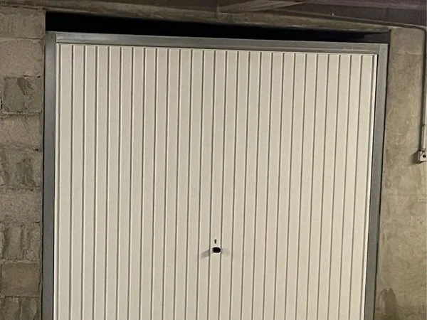 Garages dans parking sécurisé