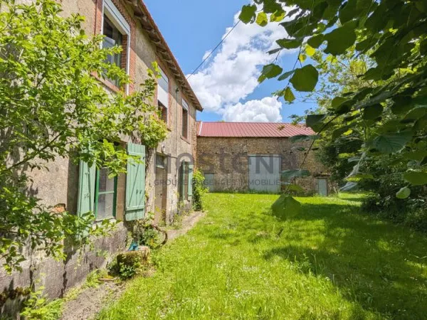 A rénover - Grange 100m2 et Maison 65m2 à Dompierre Les Eglises - terrains