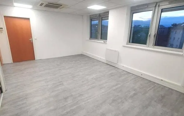 Bureaux 216 m²