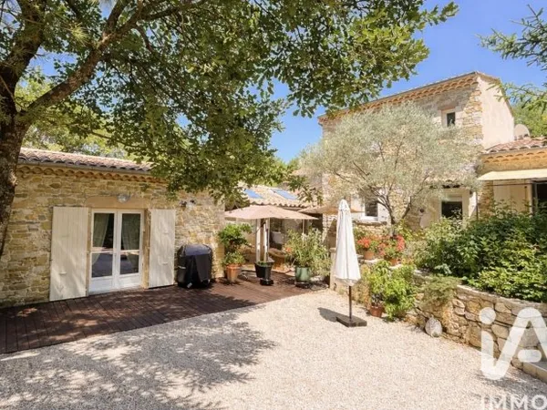 Maison 5 pièces 176 m²