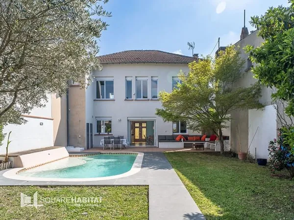 Toulouse, Côte Pavée, Maison 5 pièces de 147m² avec jardin, piscine et 50m² de dépendance.