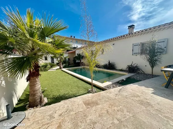 Très belle maison 5 pièces, 175m2, avec jardin arboré, piscine et studio indépendant, de plein pied