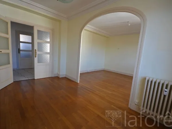 Appartement 3 pièces - 75.96 m2 - Lyon 6ème